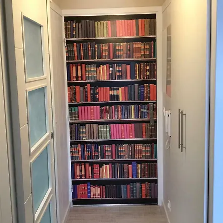 Apartamento Port Bidassoa - T2 Coquet, Parking, Lit Xxl, Wifi, Pres De La Gare