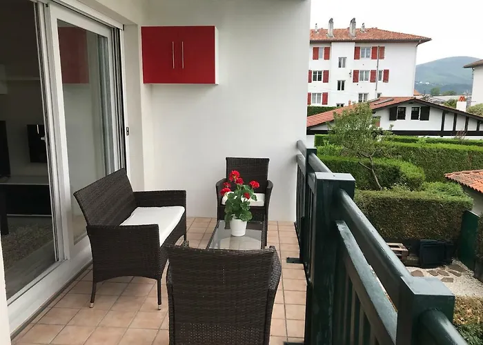 Port Bidassoa - T2 Coquet, Parking, Lit Xxl, Wifi, Pres De La Gare אונדאיי